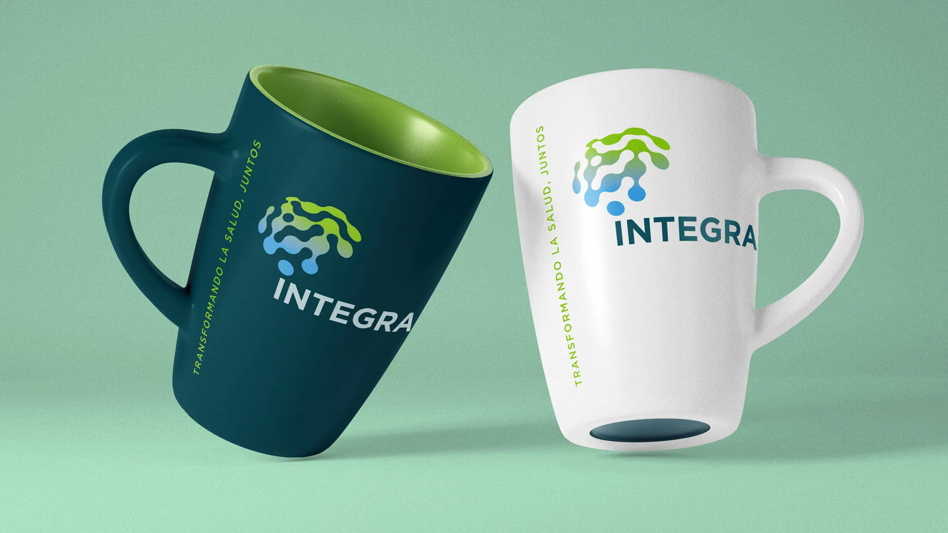 Aplicación de la identidad Integra en tazas